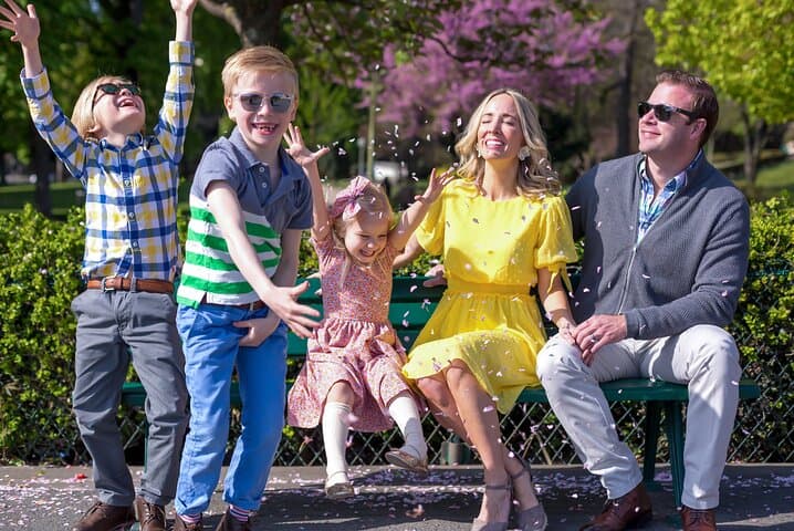 Paris Private Photoshoot: Capture Iconic Portraits by the Eiffel Tower photo 2
