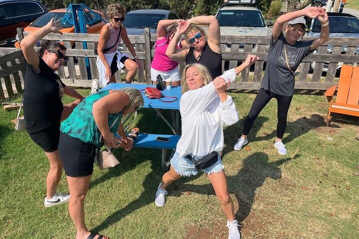 Liberty Hill Hustle Scavenger Hunt: Interactive Outdoor Puzzle near Austin