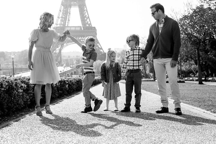 Paris Private Photoshoot: Capture Iconic Portraits by the Eiffel Tower photo 3