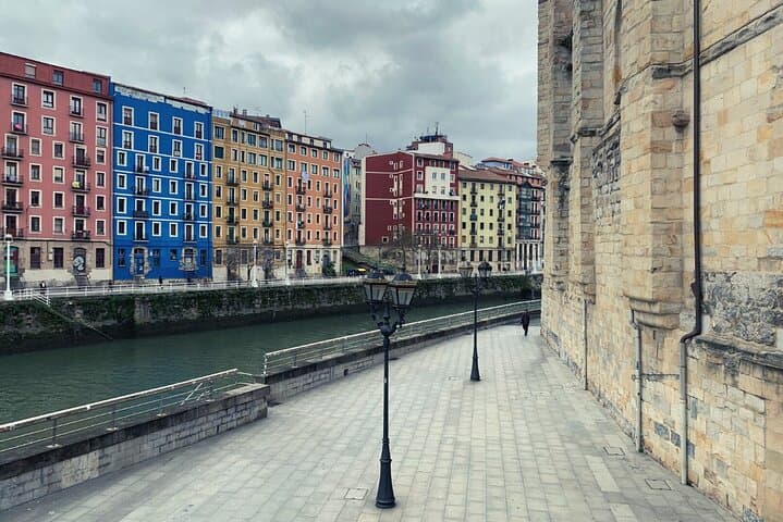 Bilbao Casco Viejo Puzzle Walk: Self-Guided City Adventure photo 5