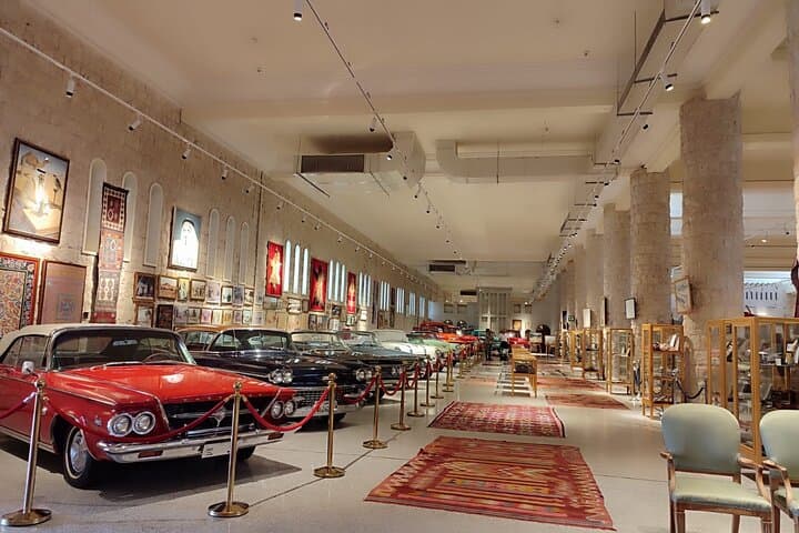 Doha Camel Racing & Sheikh Faisal Museum Tour — Oryx, Royal Stables & Cultural Treasures photo 3