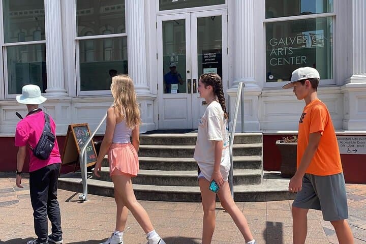 Bellingham Bash: Downtown Scavenger Hunt Through History, Art, and Shoreline Views photo 4