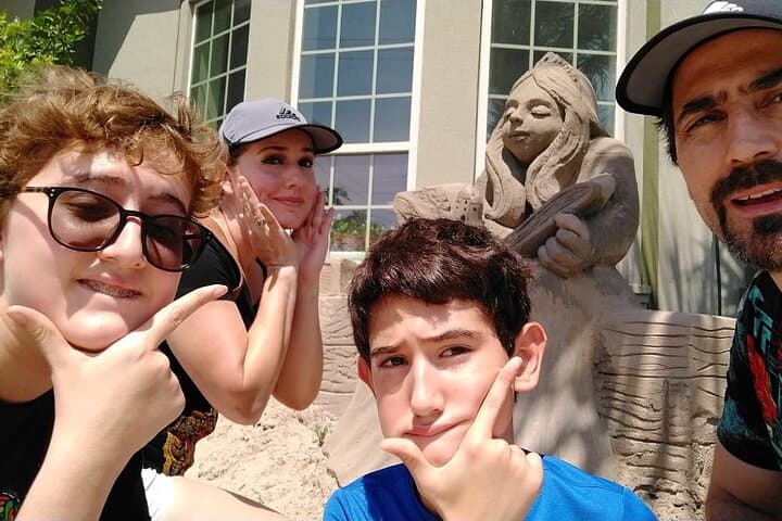 Groovy Geneva Scavenger Hunt: Interactive City Quest on Seneca Lake photo 5