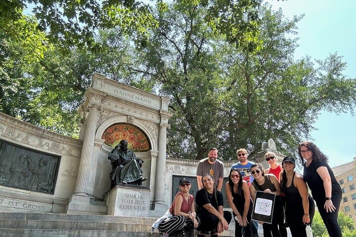 Downtown Houston Outdoor Escape Room: Self-Guided Clue Adventure photo 4