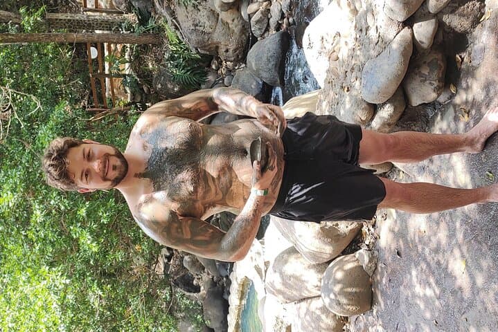 Rappelling Victoria Waterfall at Guachipelin: Canyoning, Hot Springs & Buffet in Rincón de la Vieja photo 3