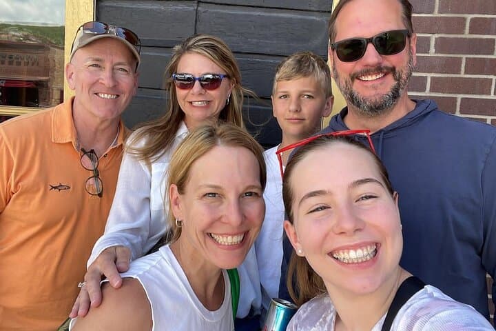 Looney Lampasas Scavenger Hunt: Interactive Self-Guided City Quest photo 4