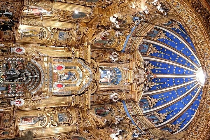 Quito City Tour: Cable Car, Pululahua Crater & Middle of the World photo 5