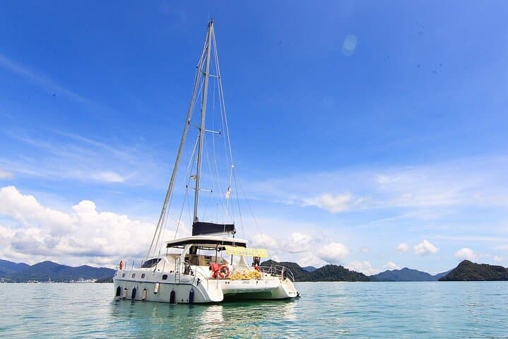 Langkawi Manta Blu Sunset Yacht Cruise — Dinner, Dolphins & Saltwater Jacuzzi photo 5