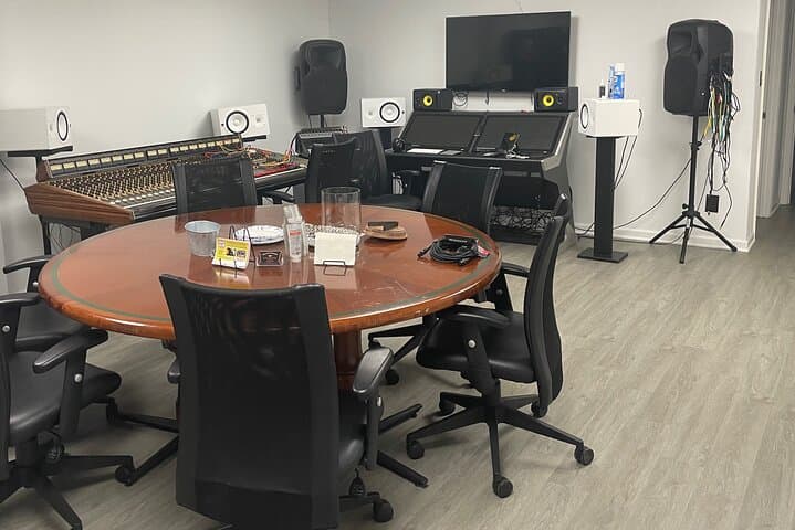 Record Your Own Song: Atlanta Date Night Studio Experience photo 3