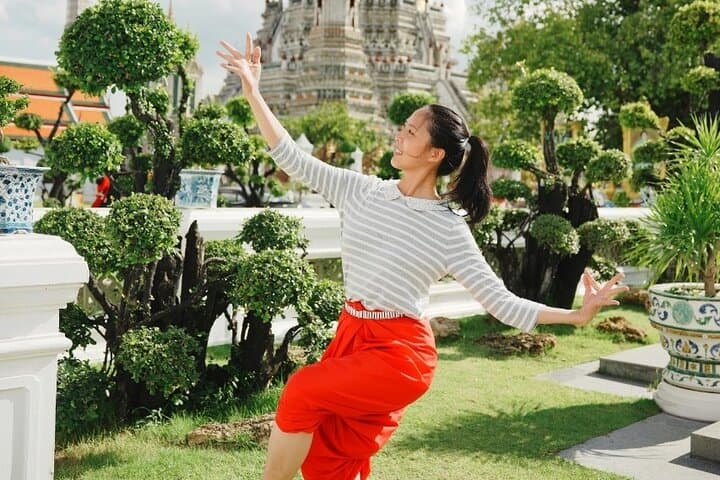 Thai Dance Class at Wat Arun: Learn Traditional Dance by the Chao Phraya photo 2