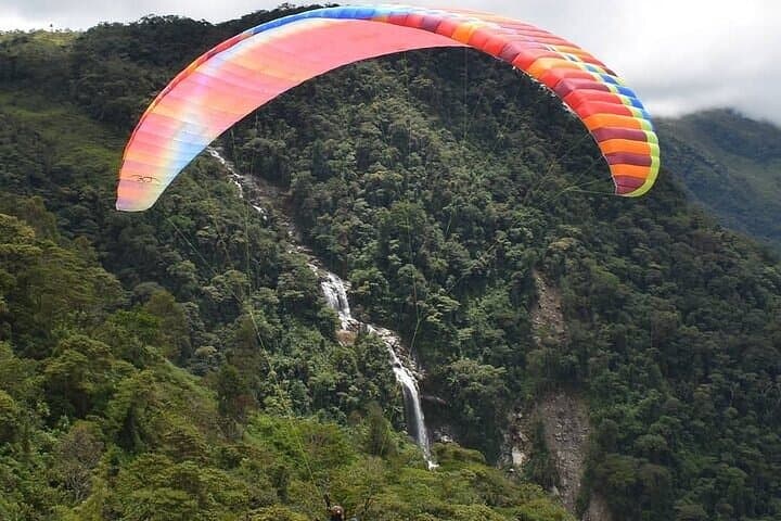 Paragliding and Waterfall Mindfulness Day Trip from Medellín to Cocorná photo 2
