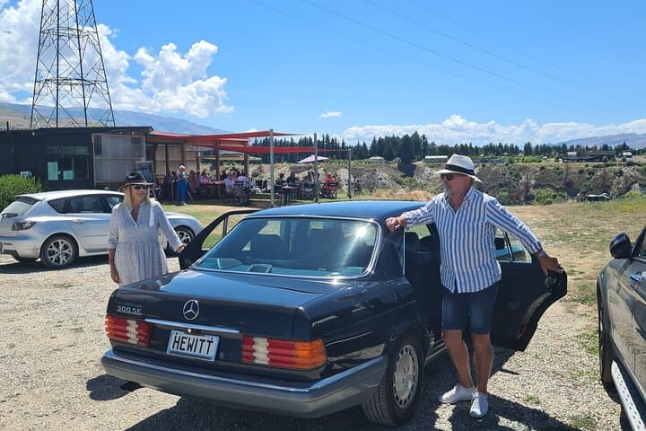 Cromwell Classic Car Wine Tour: Private Central Otago Vineyard Tasting