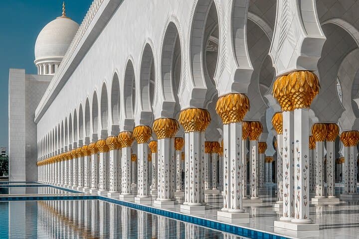 Abu Dhabi Full-Day City Tour from Dubai: Sheikh Zayed, Yas Island & Corniche photo 6