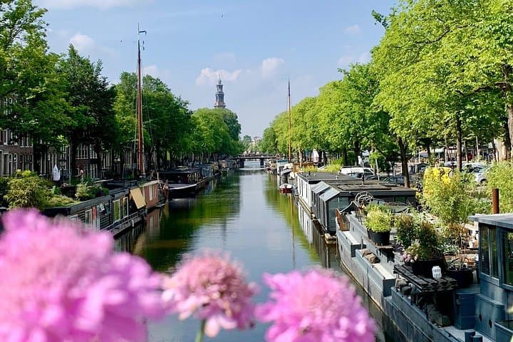 Jordaan Hidden Gems Walking Tour (German) — Anne Frank, Courtyards & Canals in Amsterdam photo 4