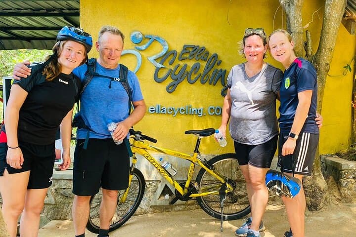 Ella Cycling Tour: Nine Arches Bridge & Little Adam's Peak Ride