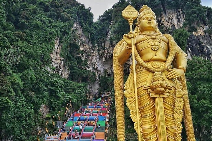 Kuala Lumpur Private Tour: Batu Caves, Hot Springs & Templer Park Waterfalls photo 2