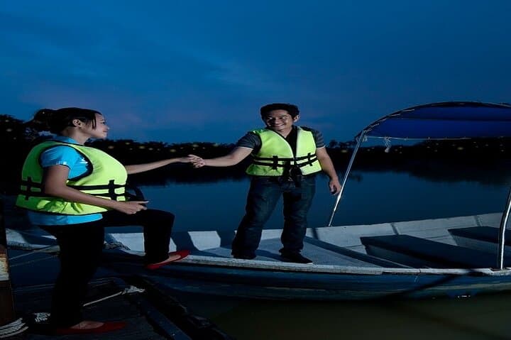 Kuala Selangor Fireflies Night Cruise with Seafood Dinner photo 5