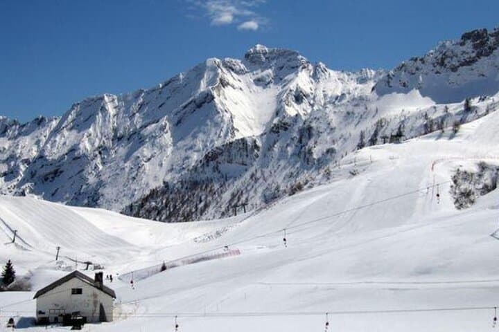 Guided Snowshoeing in Val Brembana — 3-Hour Alpine Walk with Local Guide photo 5