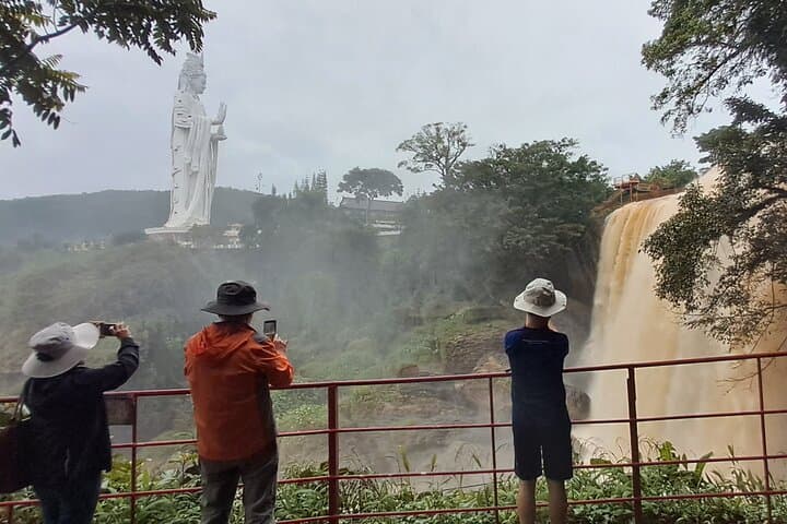 Dalat to Mui Ne Private Day Tour: Pongour Falls, Elephant Waterfall & White Dune ATV photo 5