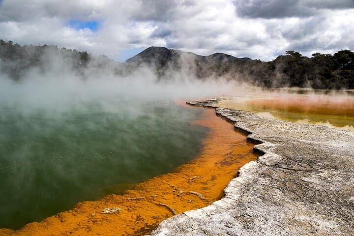 Auckland to Rotorua, Taupo & Huka Falls — Private Day Tour photo 2