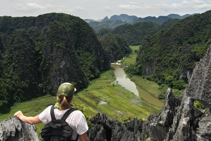 3-Day Ninh Binh Private Tour: Tam Coc, Cuc Phuong & Hang Mua Experience photo 3