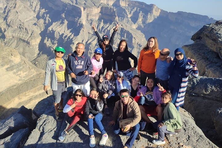 Balcony Walk to Jebel Shams: Full-Day Guided Hike from Muscat photo 2