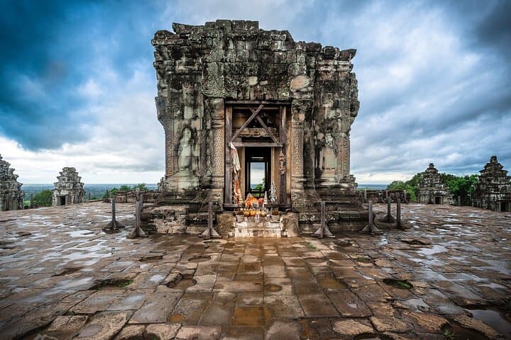 Angkor Wat Sunset Tour: Full-Day Angkor Wat, Bayon & Ta Prohm Experience photo 3