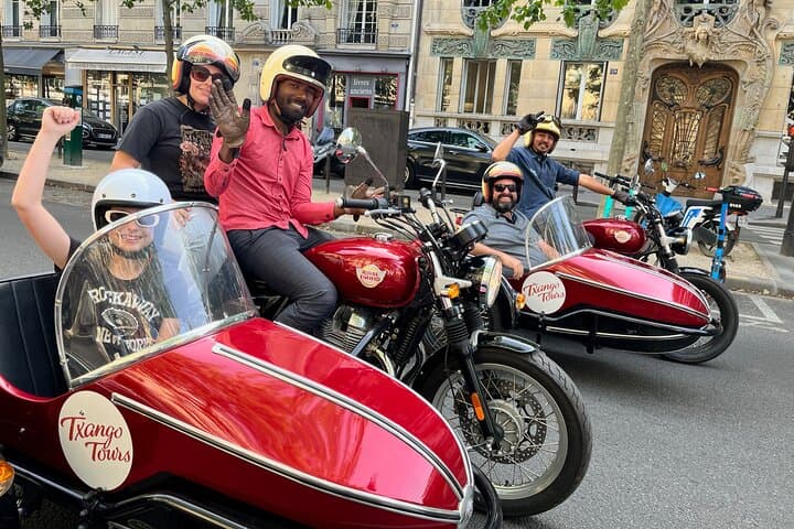 Paris in an Hour: Private Sidecar Tour of Iconic Sights photo 4
