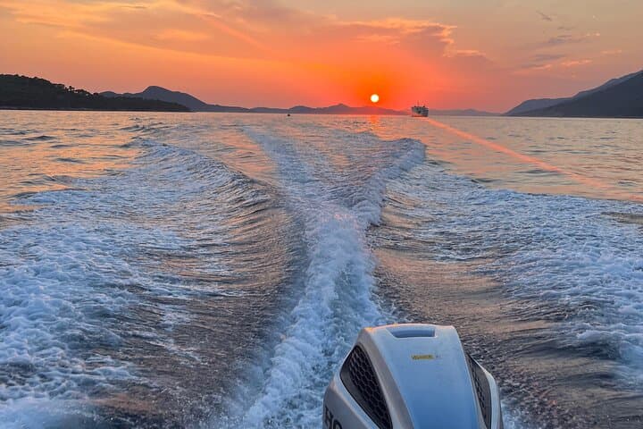 Blue & Green Caves & Sunj Beach: Morning Speedboat Tour from Dubrovnik photo 6