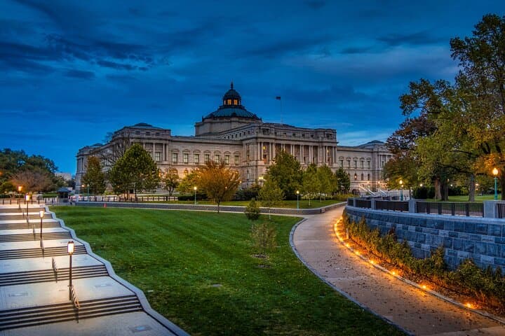 Scandalous Capitol Hill Evening Walking Tour: Dark History & Secrets of DC photo 5