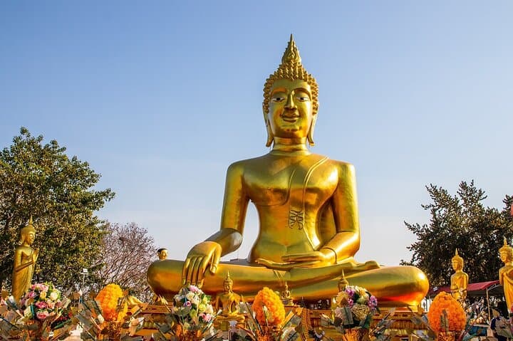 Pattaya Floating Market & City Shared Tour — Boats, Big Buddha & Hilltop Views photo 1
