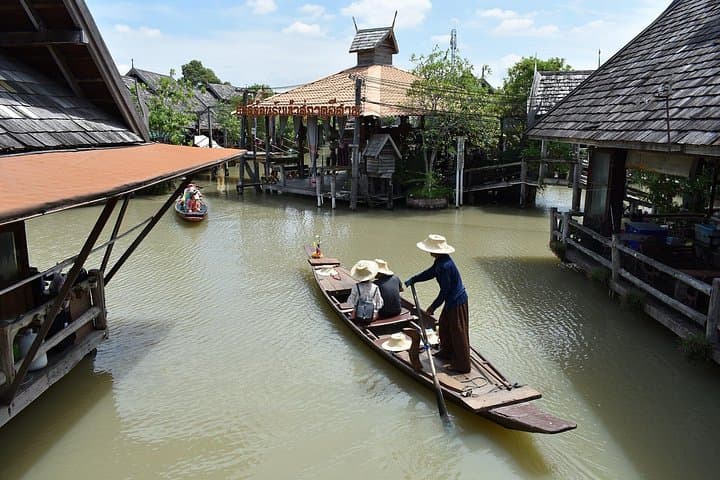 Pattaya Floating Market & City Shared Tour — Boats, Big Buddha & Hilltop Views photo 3