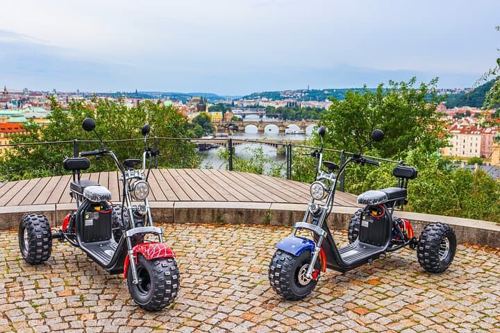 Electric Trike Tour in Prague — 2.5-Hour City Sightseeing on E-Trikes photo 4