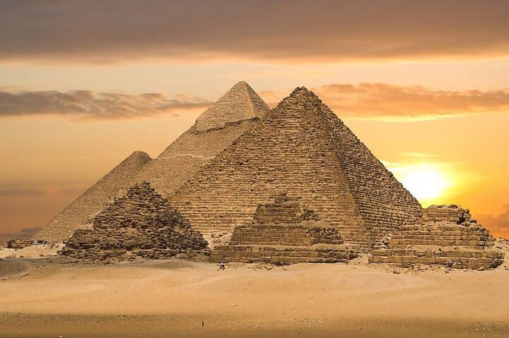 Half-Day Giza Pyramids & Sphinx Guided Tour — Skip-the-Line Entry photo 2