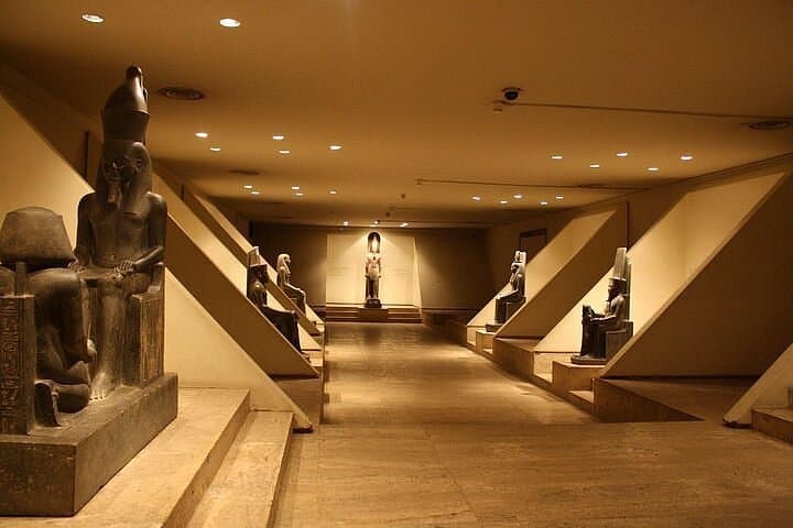Luxor Horse Carriage & Mummification Museum Tour with Dinner photo 5