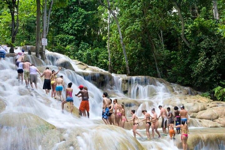 Climb Dunn's River Falls: Private Guided Adventure from Ocho Rios photo 2