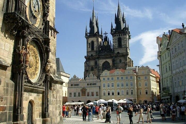 Dresden to Prague One-Way Sightseeing Journey — Bastei Bridge & Tisa Rocks Day Tour
