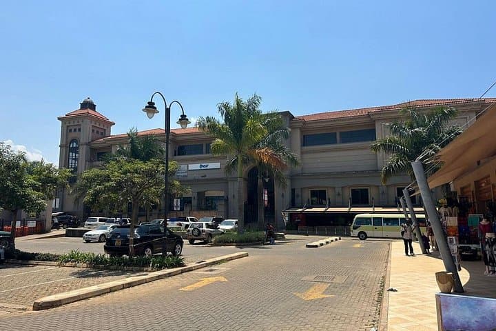 Entebbe Botanical Garden & Cultural Walk: Birds, Craft Market and Zoo in 3 Hours photo 1