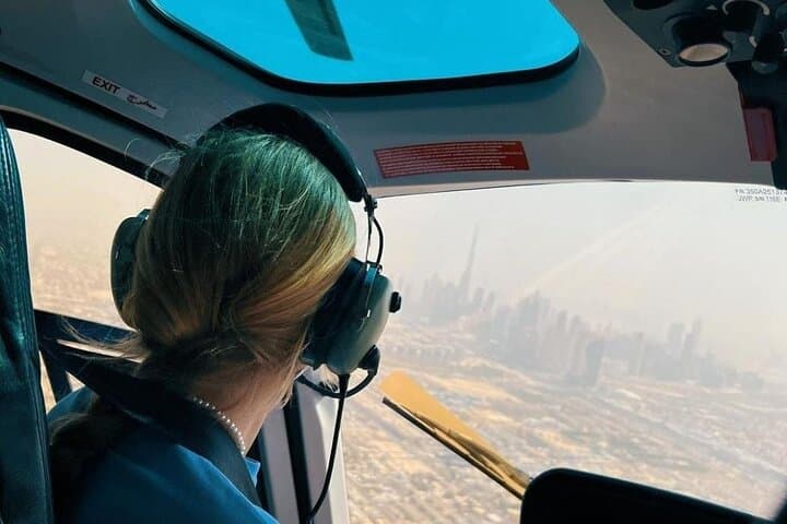 Dubai from Above: 17-Minute Helicopter Tour over Palm & Burj Views