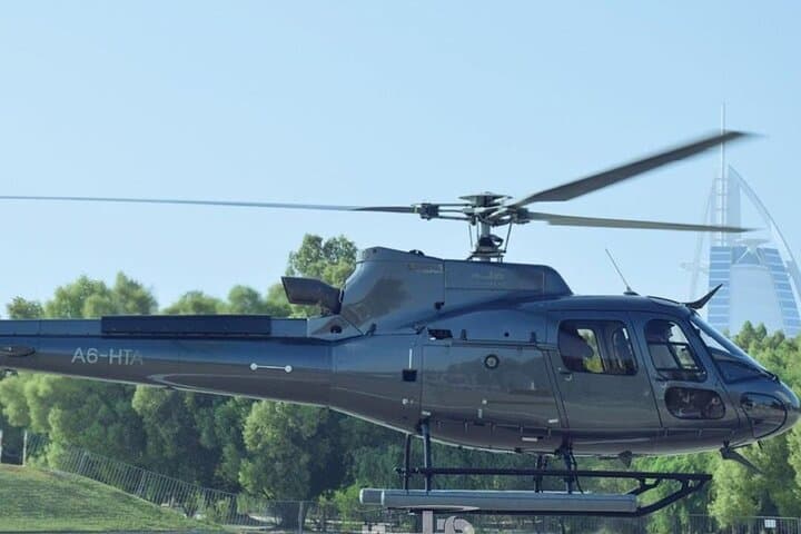 Dubai from Above: 17-Minute Helicopter Tour over Palm & Burj Views photo 5