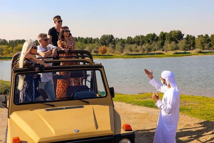 Private Evening Heritage Safari in Al Marmoom — Vintage G-Class & Bedouin Dinner photo 2
