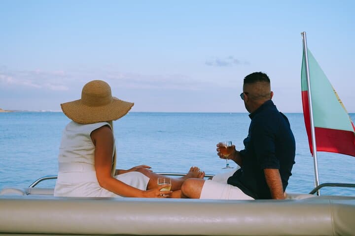 Vilamoura Romantic Sunset Cruise Along the Algarve Cliffs
