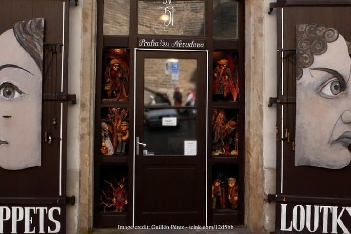 Prague Private Half-Day Walking Tour — Old Town, Charles Bridge & Castle Grounds photo 4