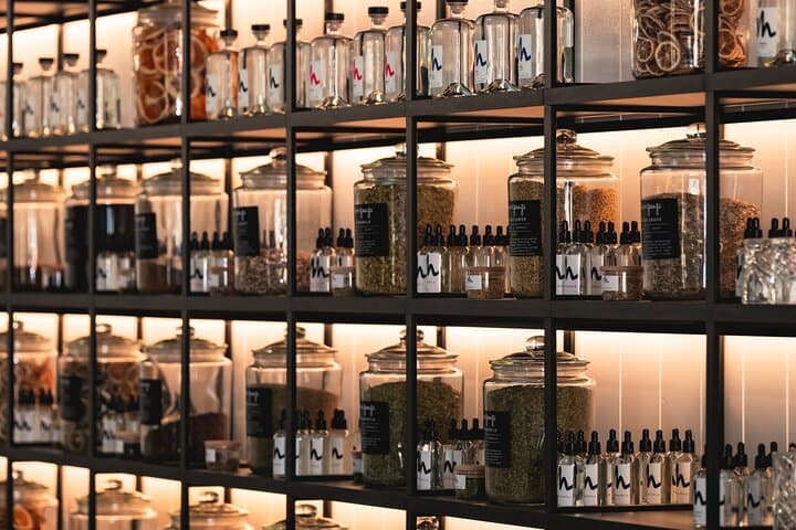 Bowral Gin Distillery Tour: Behind-the-Scenes Tasting & Botanical Experience photo 2