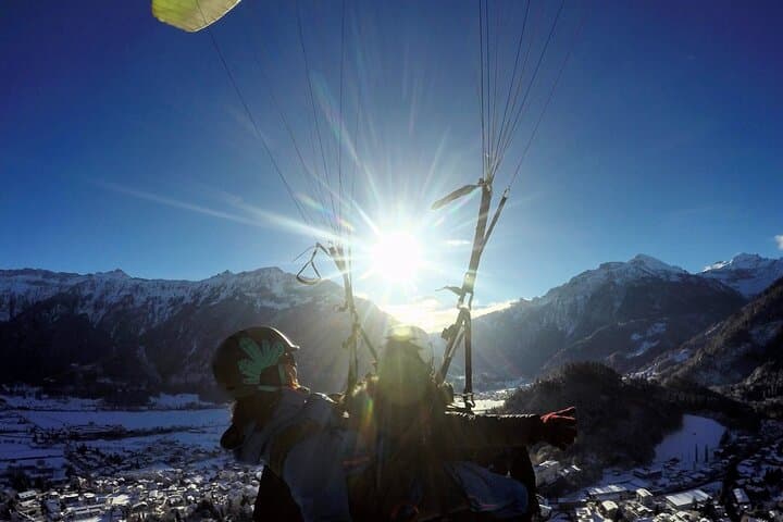 Tandem Paragliding Interlaken: Beatenberg to Höhematte Top Flight photo 6