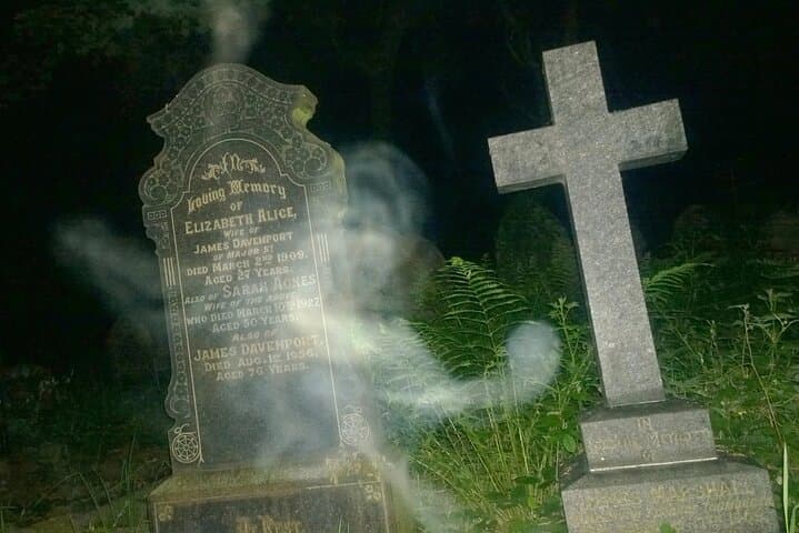 Salem After Dark: Spirits, Sinners & Scandals Walking Tour photo 6