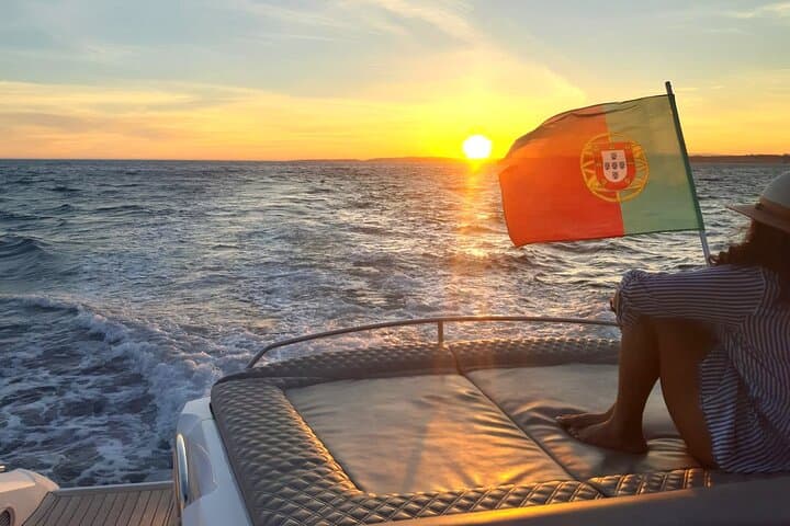 Luxury Sunset Cruise Along the Algarve Coast – 3-Hour Vilamoura Yacht Experience photo 3