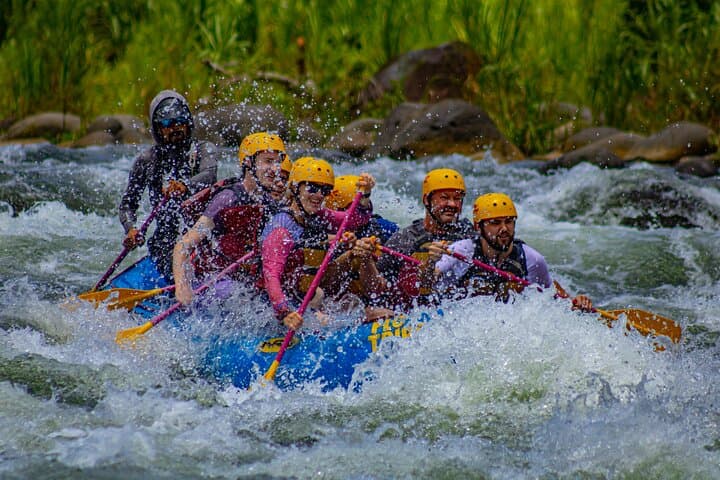Sarapiquí White Water Rafting — Class II–IV Rapids Through Costa Rica’s Lowland Rainforest photo 3