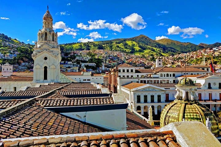 Quito City Tour: Teleferico Heights and the Middle of the World photo 1