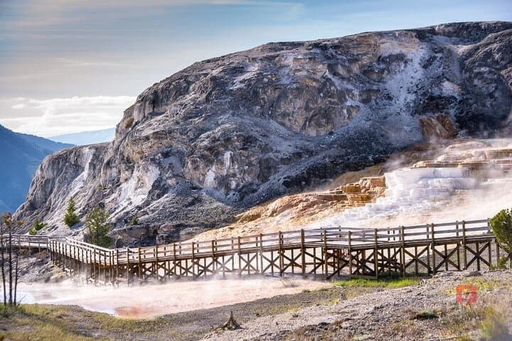Self-Guided Audio Driving Tour: Yellowstone & Grand Teton Highlights photo 6
